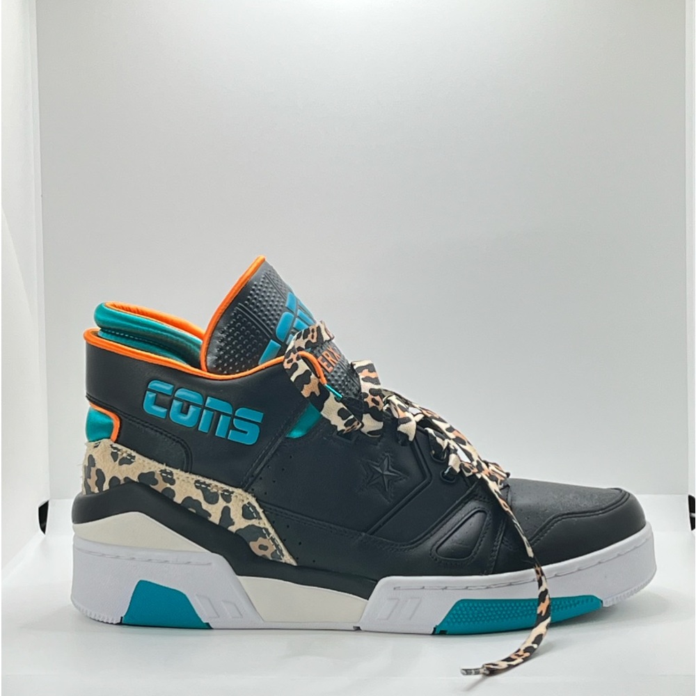 Converse 

ERX 260 MID
BLACK/RAPID TEAL/ORANGE RIND
Size 10.5 
Vintage